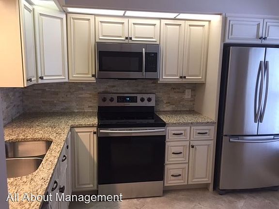 4th image of 25307 Northlake Dr