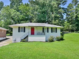 2433 Fallview Ter, East Pt, GA 30344