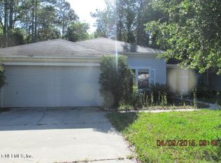1047 Collinswood Dr W, Jacksonville, FL 32225