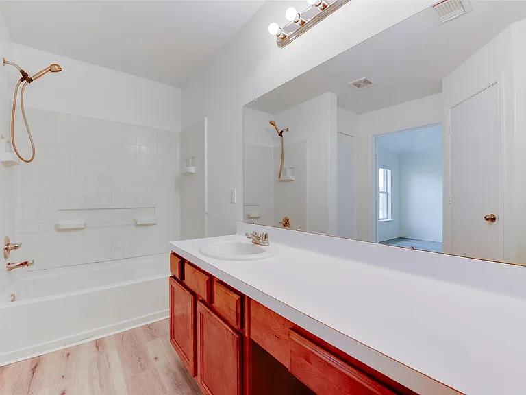 5918 Laramie River Ct — Photo 21