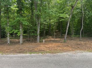 5192 Meadowwood Dr, Bon Aqua, TN 37025