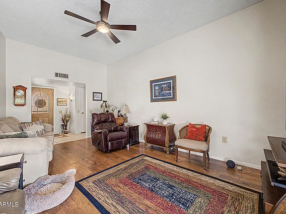 4th image of 10833 W BOSWELL Boulevard