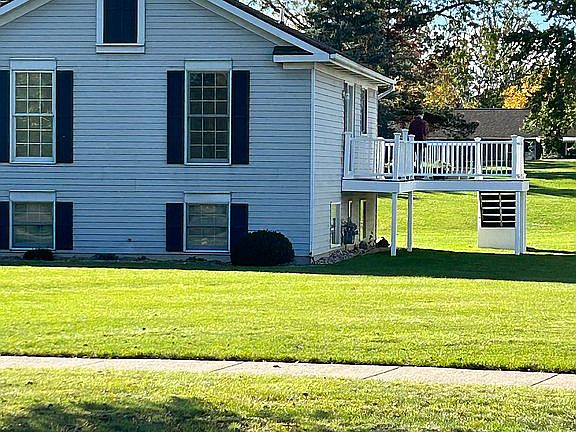 2nd image of 2063 Eastcastle Dr SE