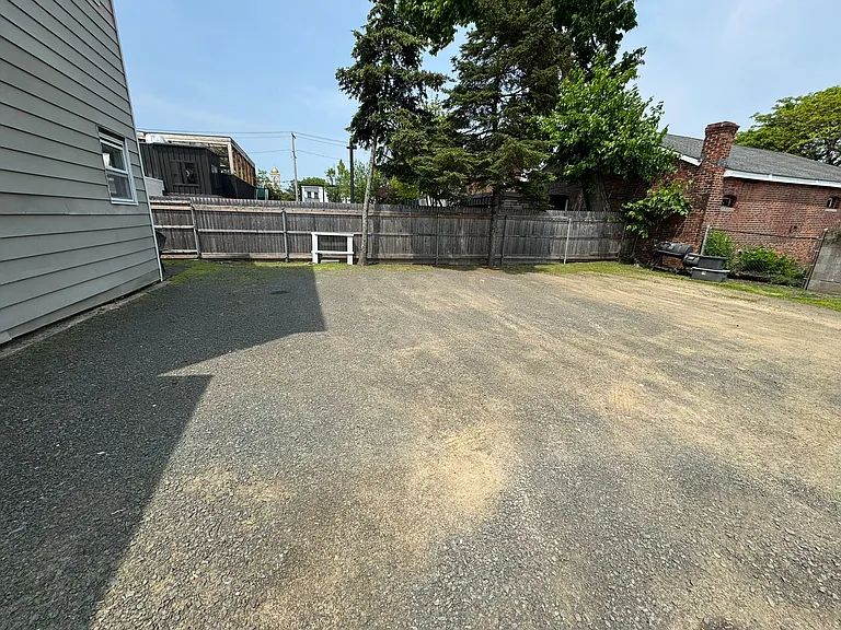 23 Brown St #3F — Photo 11