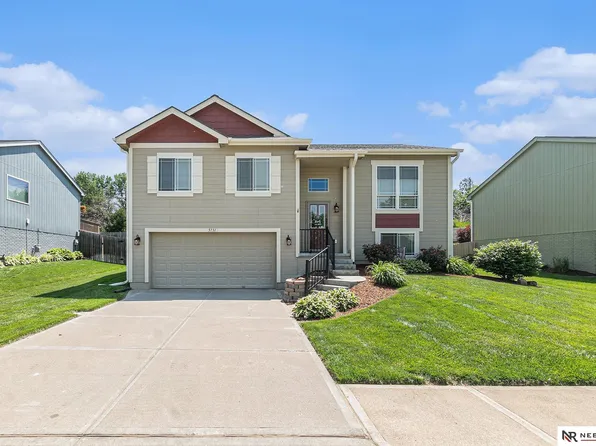 5731 S 190th Ter, Omaha, NE 68135