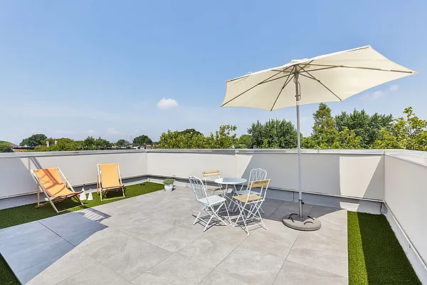 Rented by Cooper & Cooper Real Estate | media 11