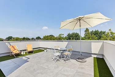 Rented by Cooper & Cooper Real Estate