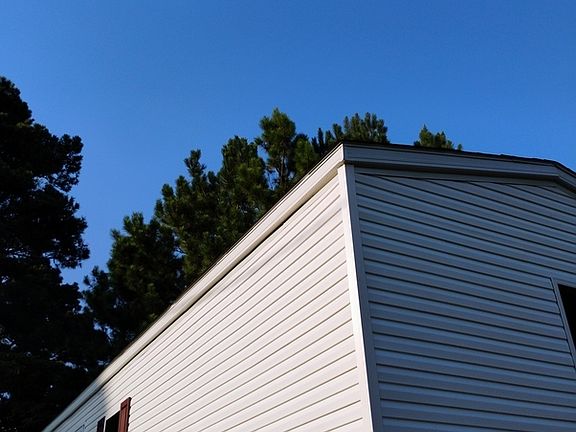 2nd image of 407 Tolbert Pl