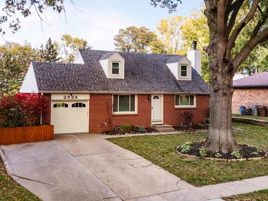 2528 Kessler Blvd, Lincoln, NE 68502
