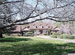 305 Hillside Dr, Monroe, NC 28112