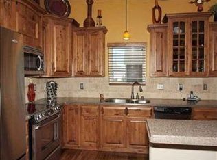412 Fern Cir, Sedgwick, KS 67135