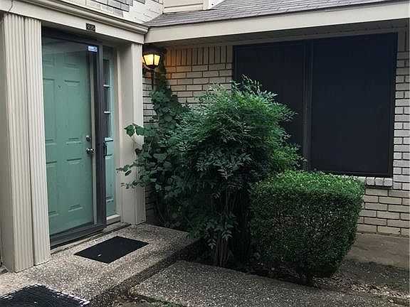 2nd image of 8400 Jamestown Dr APT 216