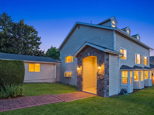 6605 SE 24th St, Mercer Island, WA 98040