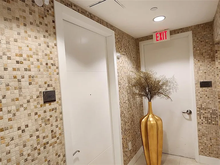 15811 Collins Ave #2802 — Photo 41