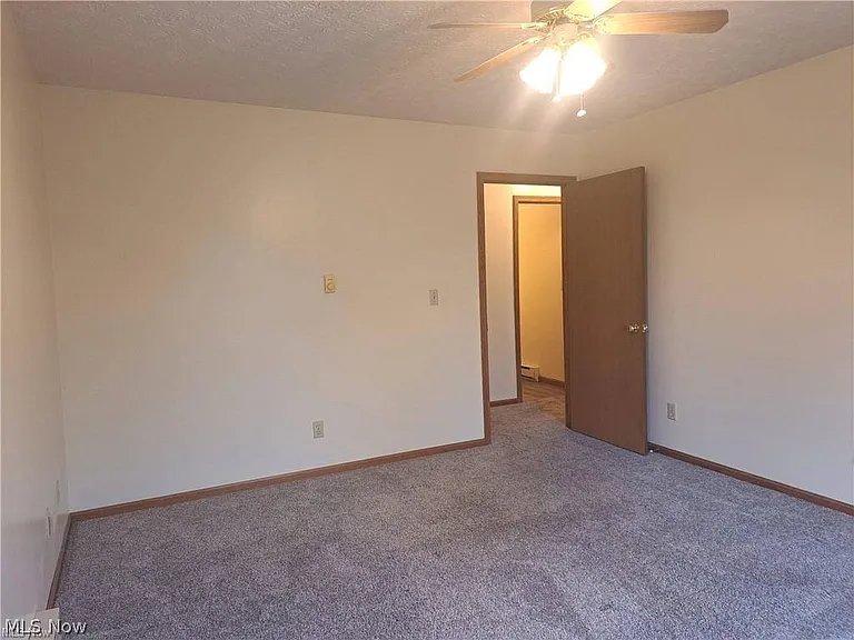 6 Sunrise Dr #E — Photo 15