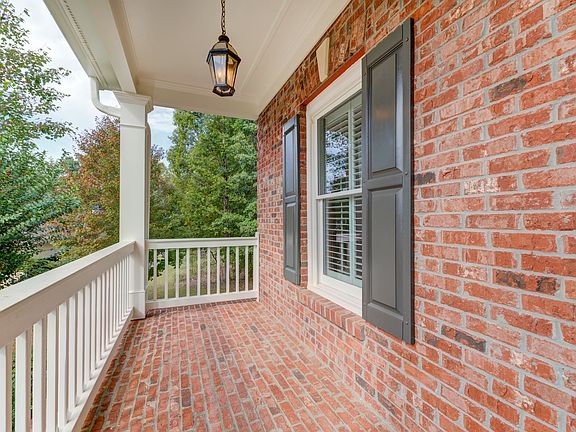 3rd image of 304 Glen Mill Ct