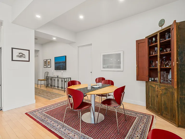 1313 Washington St #608 — Photo 6