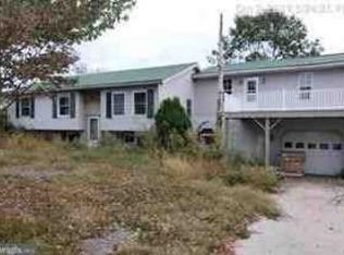 1379 Armstrong Valley Rd, Halifax, PA 17032