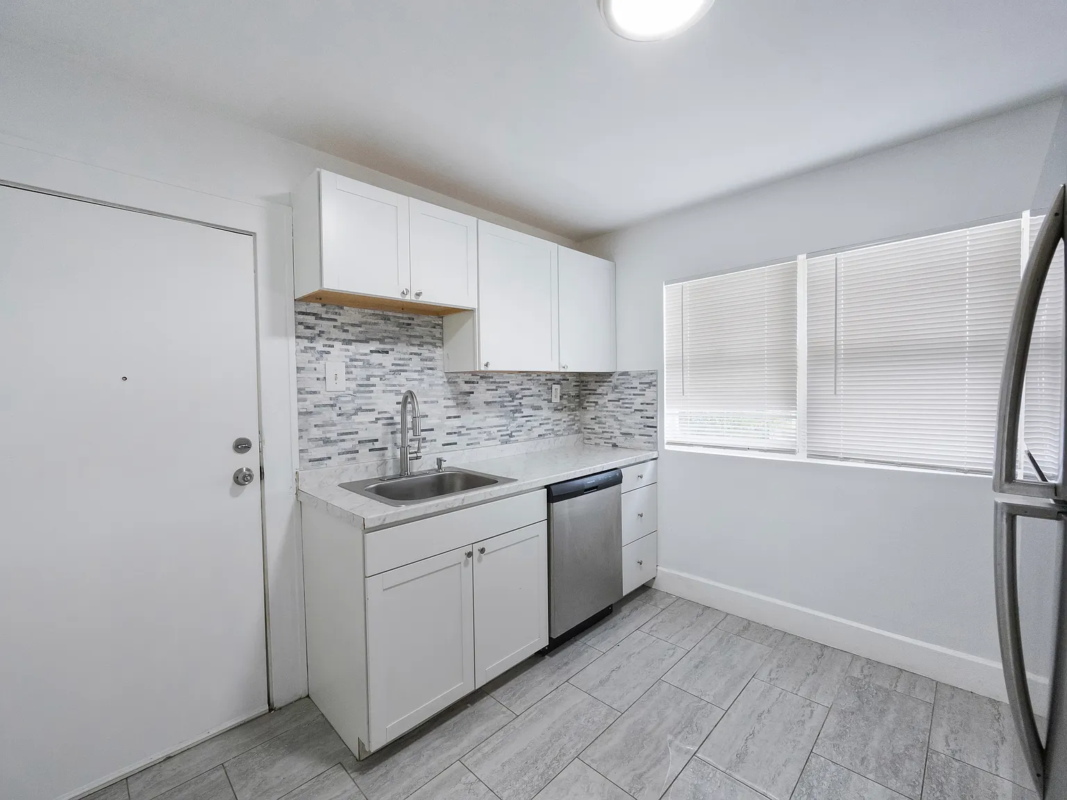 1 bed, $1,695 — Photo 4