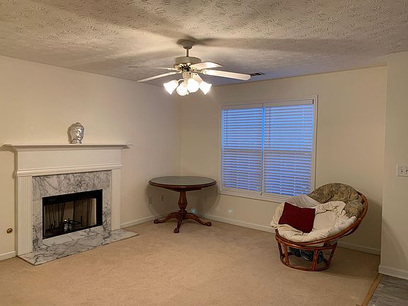 3rd image of 2128 Carlysle Creek Dr