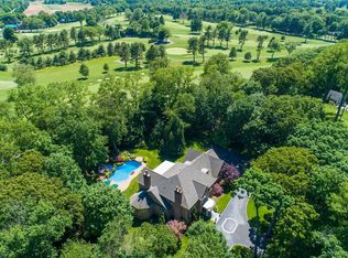 12 Timberland Ln, Old Brookville, NY 11545