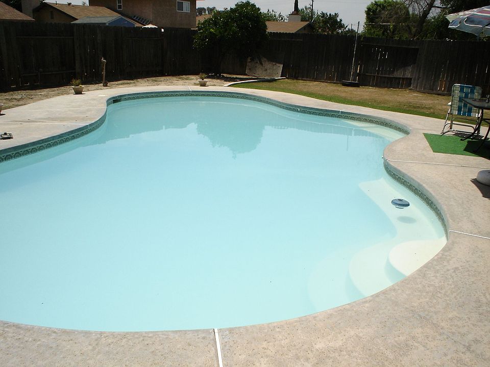 2nd image of 2401 Teresa Ct
