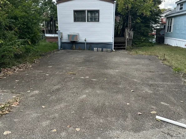 113 Largemouth Ln, Wilmington, IL 60481