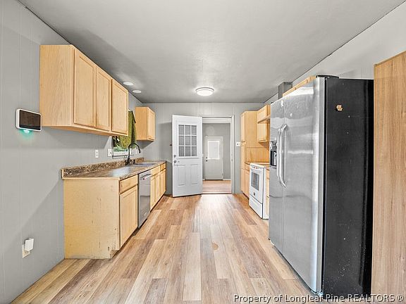 5th image of 1334 Devonshire Dr