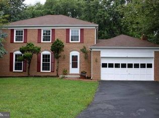 9 Beauvoir Ct, Rockville, MD 20855