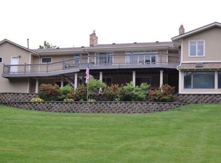 16031 Summit Dr, Eden Prairie, MN 55347