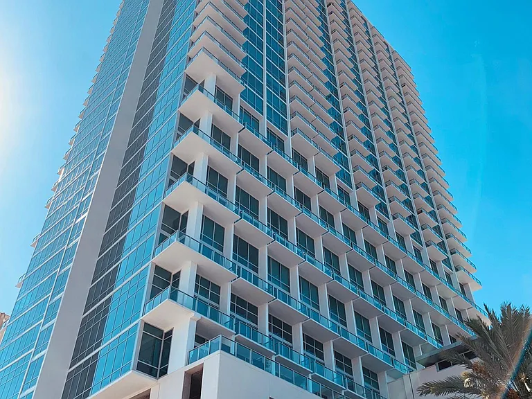 The Vue — Photo 9
