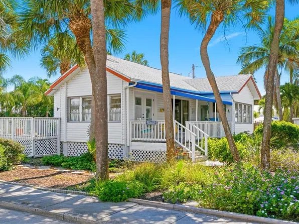 106 14TH AVENUE, ST PETE BEACH, FL 33706