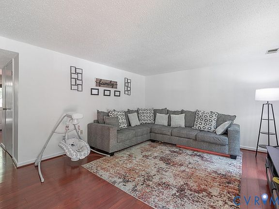 3rd image of 10976 Greenaire Pl