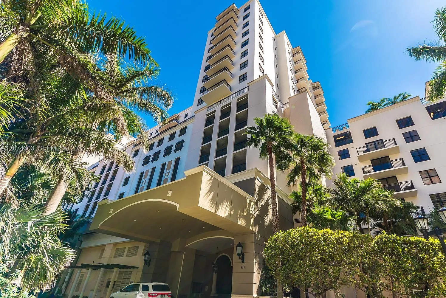 Puerta De Palmas Condo — Photo 1