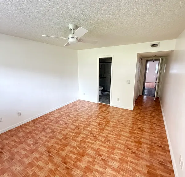 519 E San Sebastian Ct — Photo 5