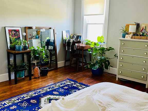5th image of 268 Brown St Floor 2
