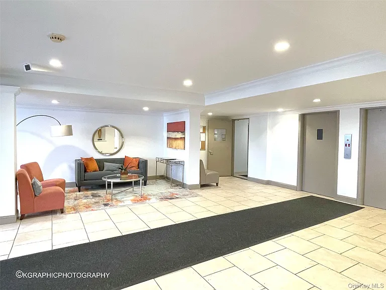 750 Shore Rd #10 — Photo 25