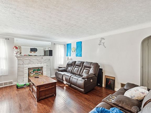 5th image of 4334 Saint Martins Pl