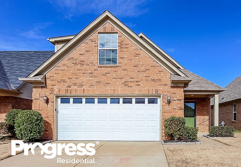 1st image of 9882 White Poplar Dr