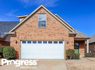 9882 White Poplar Dr, Olive Branch, MS 38654