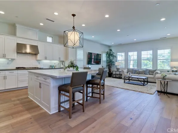 11 Volar St, Mission Viejo, CA 92694