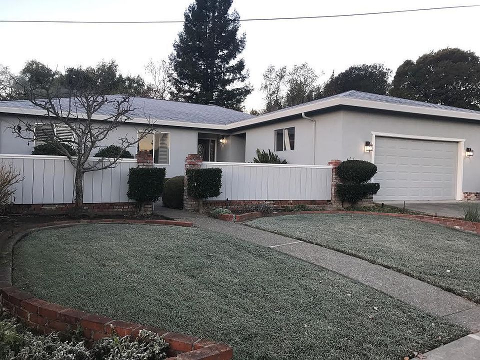 1st image of 3295 Macdonald St