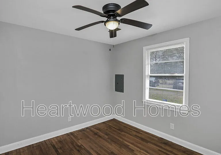 3300 Margrave Rd #B — Photo 15