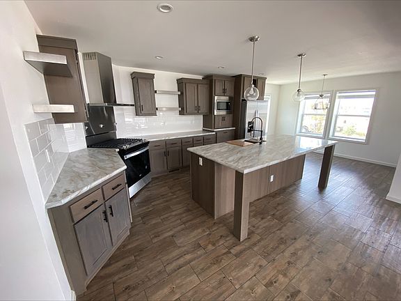 4th image of 1300 Whitetail Ave #153