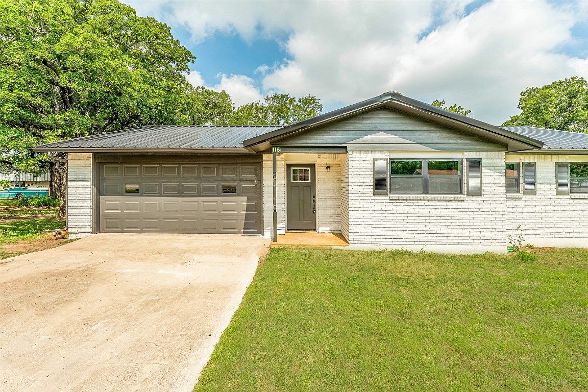 116 N Mohon St, De Leon, TX 76444 MLS 20366484 Zillow