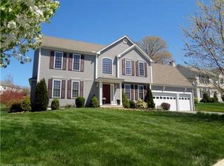 40 Eastbury Hill Dr, Middletown, CT 06457
