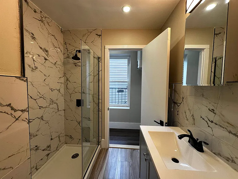 18 Reed St #6 — Photo 9