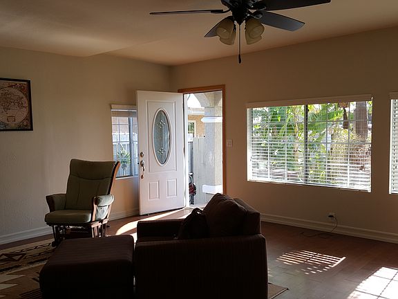 2nd image of 3533 47th St