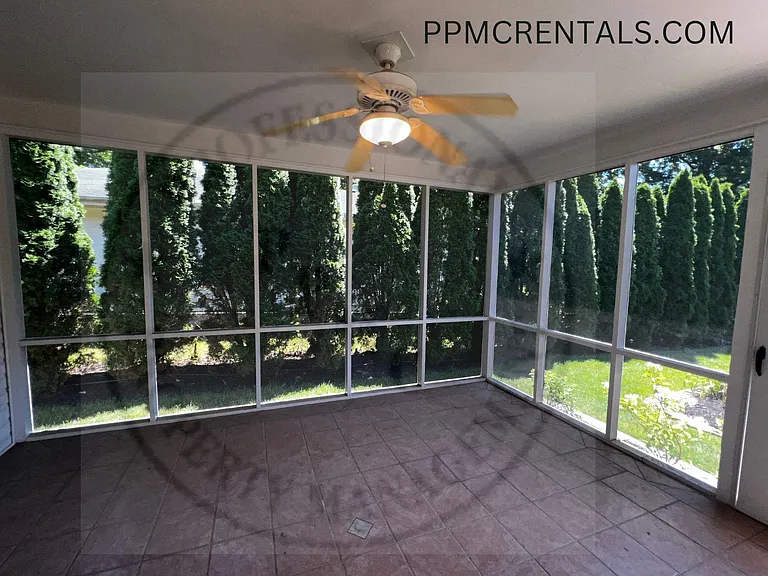 1907 S Ventura Ave — Photo 9