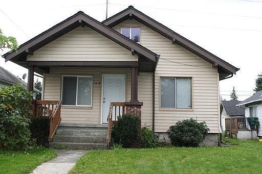 1st image of 3616 S Cushman Ave